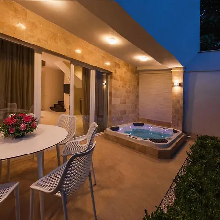 Suncity Apartment *